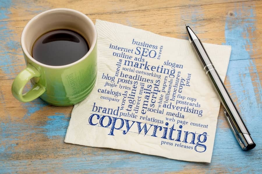 Great Copywriting Examples (+ Takeaways for Copywriters)