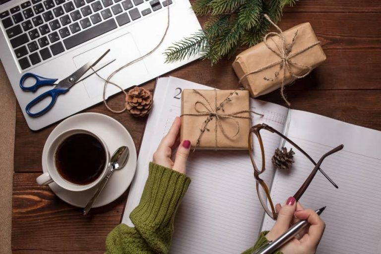 Great Gifts for Writers That’ll Fit Any Budget (Yes, Even Yours)